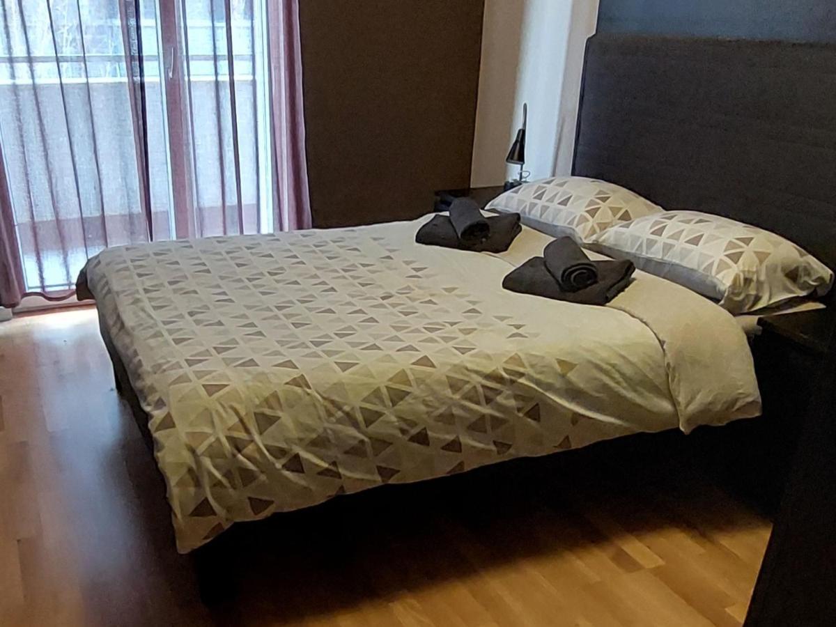 Apartman Urban & 4 Zagreb Extérieur photo