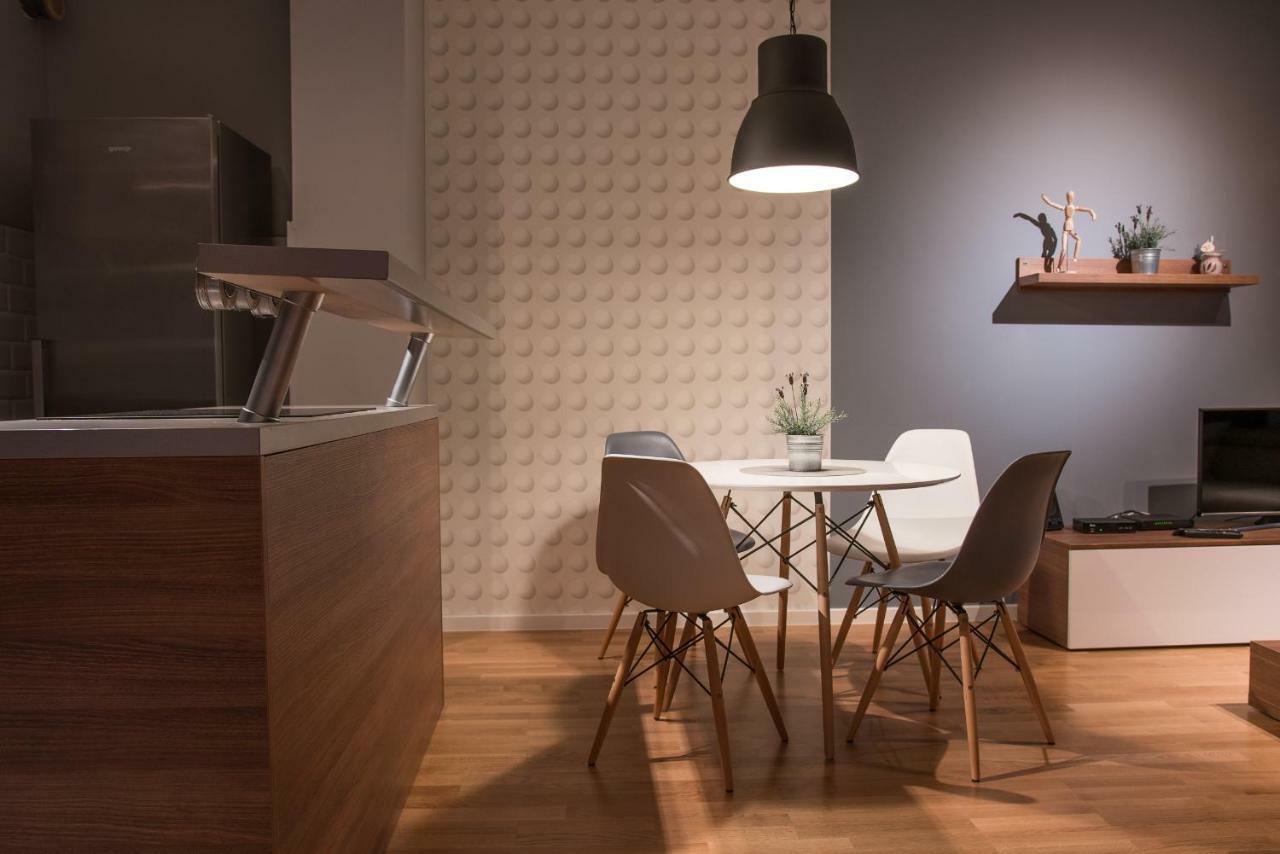 Apartman Urban & 4 Zagreb Extérieur photo